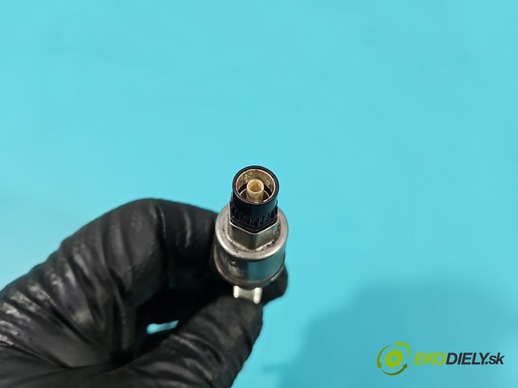 Opel Insignia A 2008-2017 2.0 cdti 131 hp manual 96 kW 1956 cm3 5- svíčka žárovka: 55590467