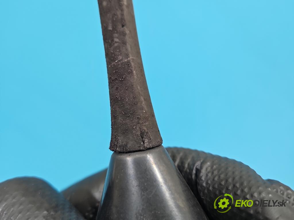 Opel Antara 2006-2015 2.0 cdti 150 HP automatic 110 kW 1991 cm3 5- Antena