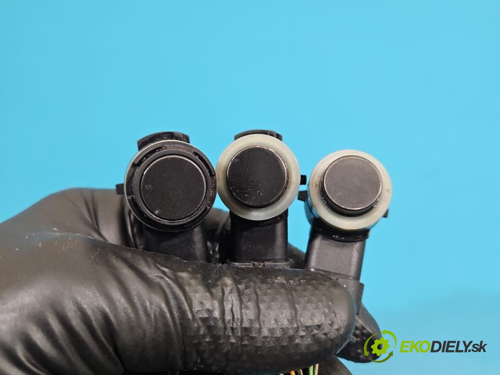 Bmw 5 G30 2017-2024 2.0d 190 HP automatic 140 kW 1995 cm3 4- snímač parkovaní: 9364201-01