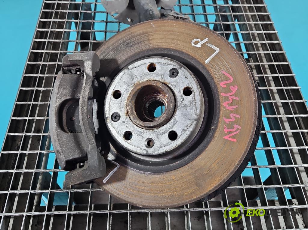 Peugeot 308 II 2013-2021 1.2 12V 110 hp manual 81 kW 1199 cm3 5- náboj levé  (Náboj kola)