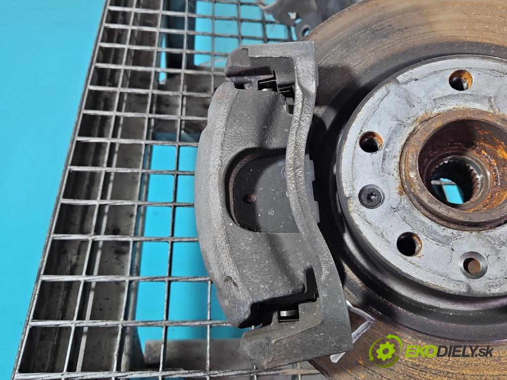 Peugeot 308 II 2013-2021 1.2 12V 110 hp manual 81 kW 1199 cm3 5- brzdič přední levý  (Klika dveří ostatní)