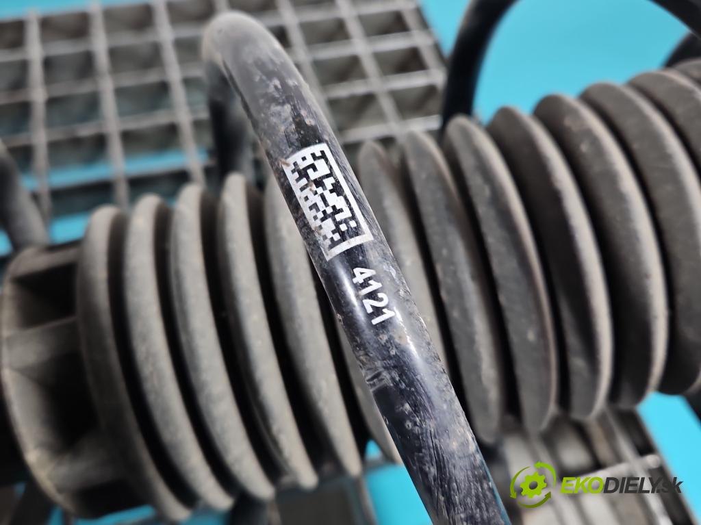 Peugeot 308 II 2013-2021 1.2 12V 110 hp manual 81 kW 1199 cm3 5- pružina přední