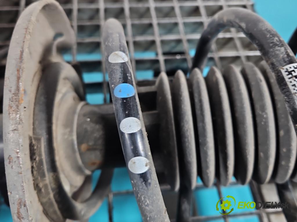 Peugeot 308 II 2013-2021 1.2 12V 110 hp manual 81 kW 1199 cm3 5- pružina přední