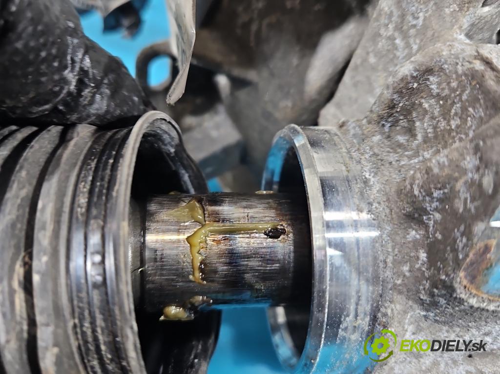 Peugeot 308 II 2013-2021 1.2 12V 110 HP manual 81 kW 1199 cm3 5- Ozubené kolo: volant 5WK67004