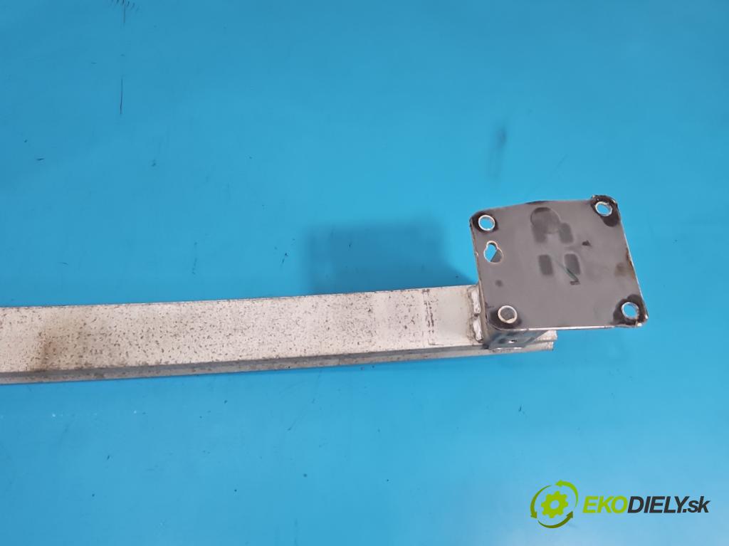 Peugeot 308 II 2013-2021 1.2 12V 110 hp manual 81 kW 1199 cm3 5- výztuha nárazníku zadní 9677366080