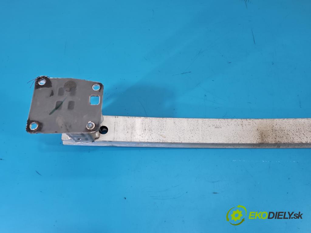 Peugeot 308 II 2013-2021 1.2 12V 110 hp manual 81 kW 1199 cm3 5- výztuha nárazníku zadní 9677366080