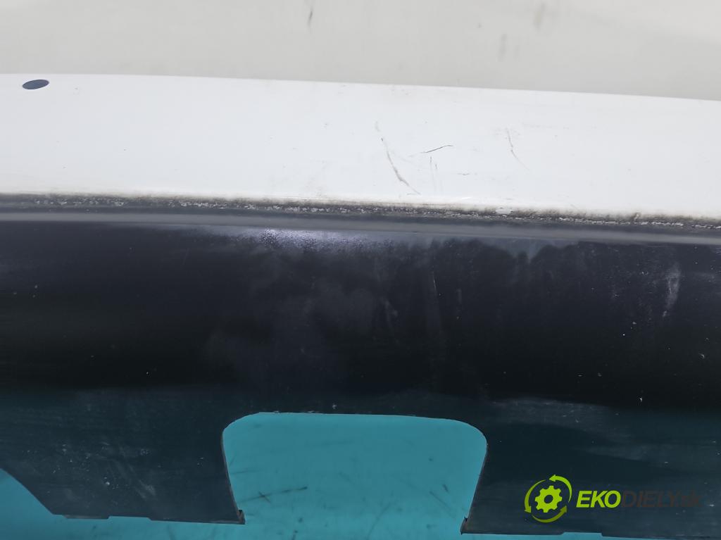 Peugeot 308 II 2013-2021 1.2 12V 110 hp manual 81 kW 1199 cm3 5- nárazník zadní  (Klika dveří ostatní)