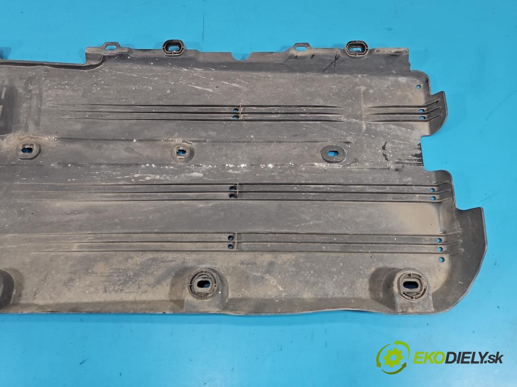 Peugeot 308 II 2013-2021 1.2 12V 110 HP manual 81 kW 1199 cm3 5- kryt plast 9815314680