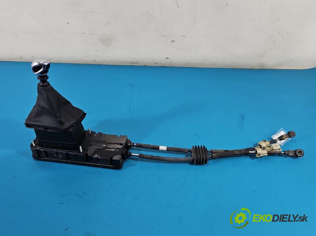 Peugeot 308 II 2013-2021 1.2 12V 110 HP manual 81 kW 1199 cm3 5- Páka: Změny: stupeň,rýchlosť 9619568 (Rýchlostná páka (kulisa))