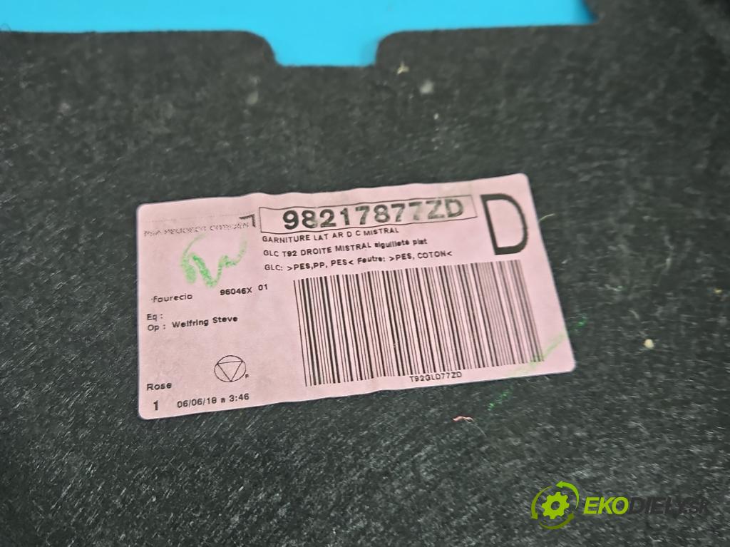 Peugeot 308 II 2013-2021 1.2 12V 110 hp manual 81 kW 1199 cm3 5- Tapacír: kufra: pravé 98217877ZD