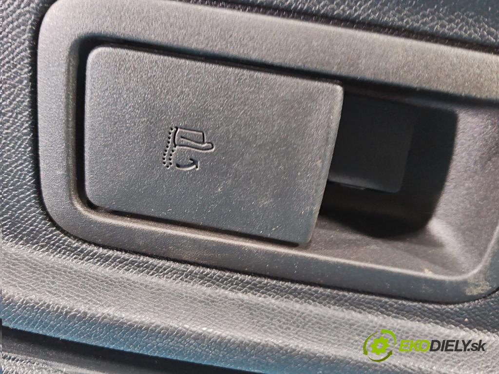 Peugeot 308 II 2013-2021 1.2 12V 110 hp manual 81 kW 1199 cm3 5- Tapacír: kufra: pravé 98217877ZD