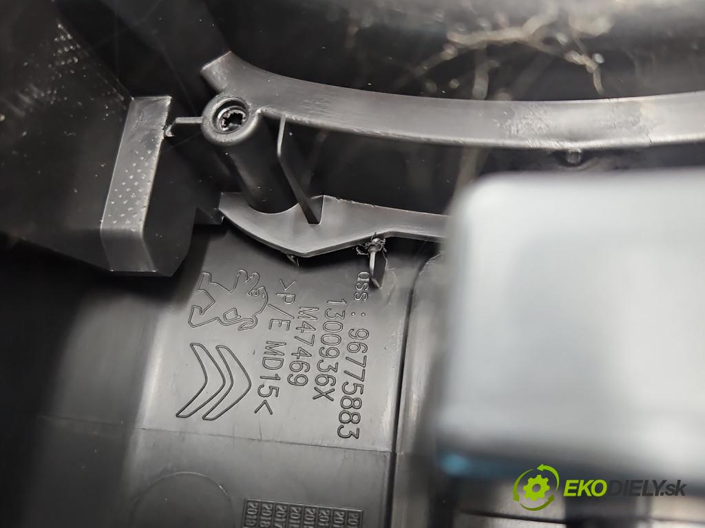 Peugeot 308 II 2013-2021 1.2 12V 110 HP manual 81 kW 1199 cm3 5- operadlo 96775883 (Lakťová opierka)