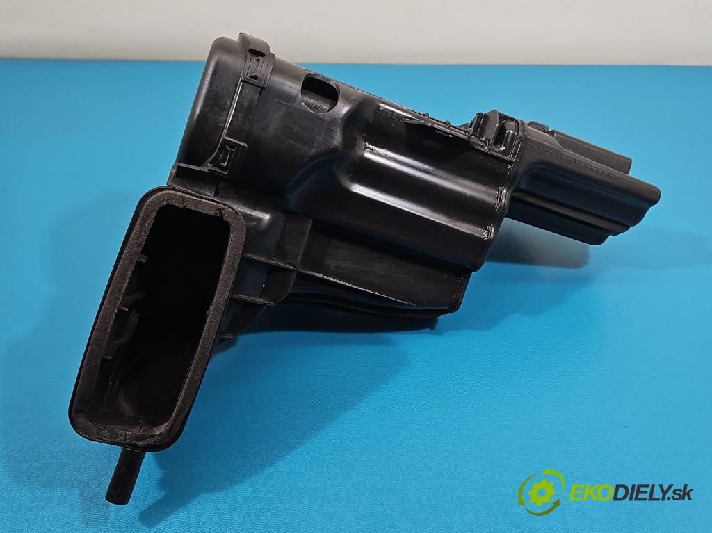 Peugeot 308 II 2013-2021 1.2 12V 110 hp manual 81 kW 1199 cm3 5- Rezonátor: 9814006180