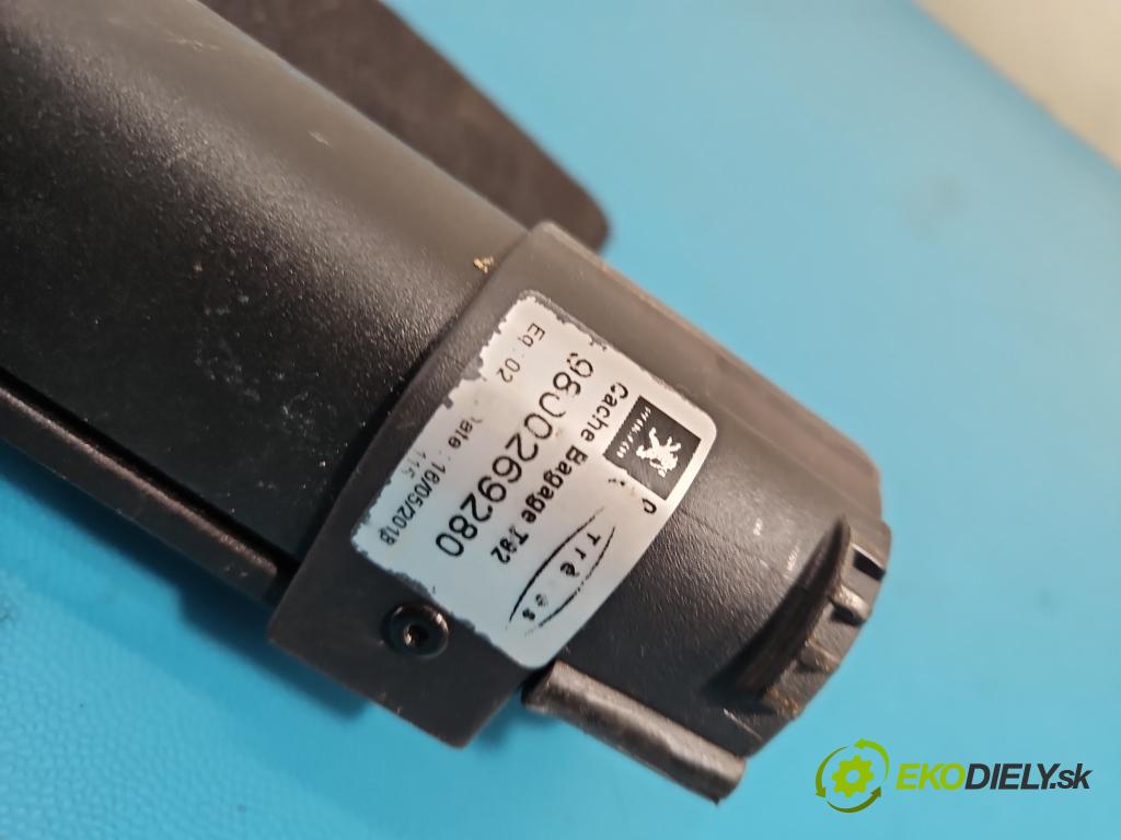 Peugeot 308 II 2013-2021 1.2 12V 110 hp manual 81 kW 1199 cm3 5- roleta 9800269280 (Roleta zavazadlového prostoru)