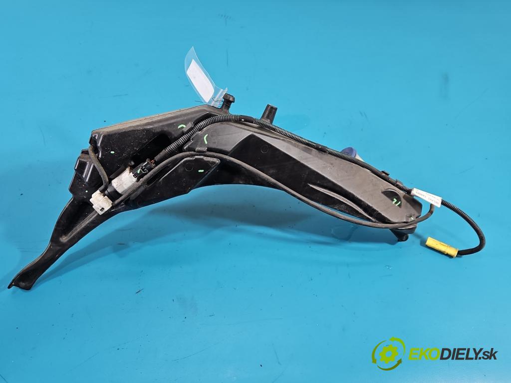 Peugeot 308 II 2013-2021 1.2 12V 110 HP manual 81 kW 1199 cm3 5- nádržka tekutina: ostrekovačov 9801927380