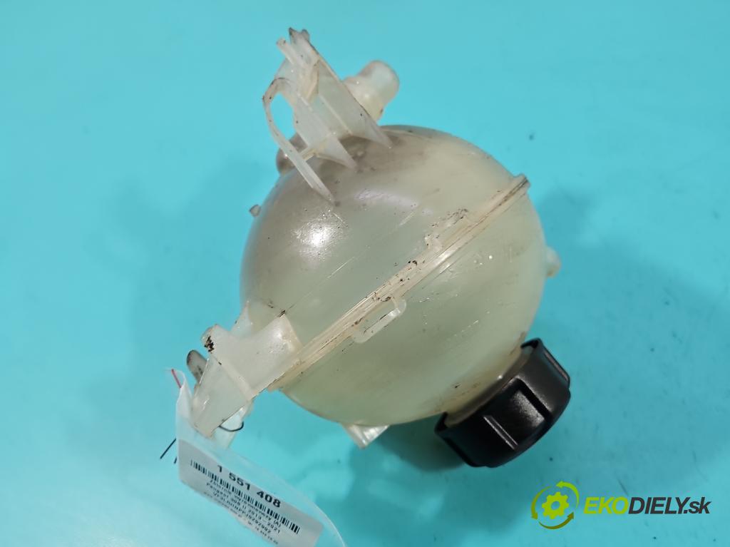 Peugeot 308 II 2013-2021 1.2 12V 110 HP manual 81 kW 1199 cm3 5- Nádrž: kompenzačné: 9678514680