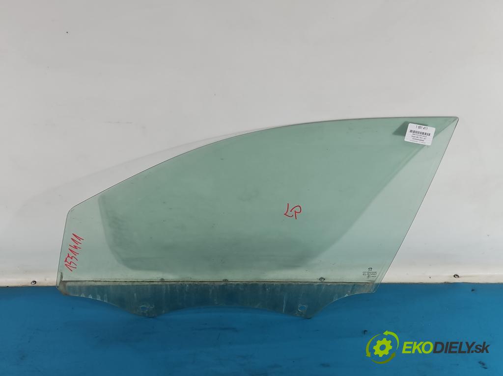 Peugeot 308 II 2013-2021 1.2 12V 110 hp manual 81 kW 1199 cm3 5- sklo dveře přední levé 