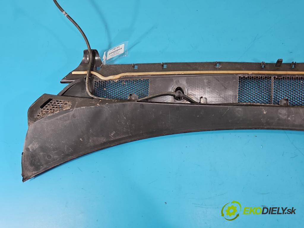 Peugeot 308 II 2013-2021 1.2 12V 110 HP manual 81 kW 1199 cm3 5- torpédo 98008282XT (Torpédo (plast pod čelným sklom))