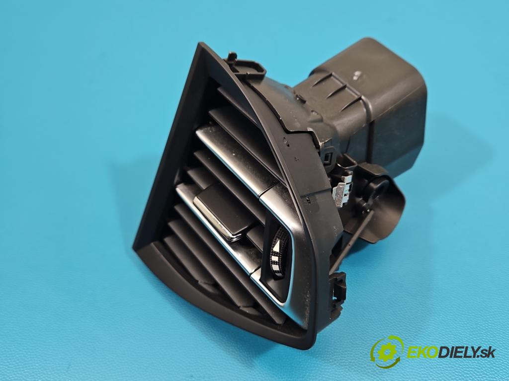 Peugeot 308 II 2013-2021 1.2 12V 110 HP manual 81 kW 1199 cm3 5- Mřížka: kúrenia stredová 1304148XZD (Mriežka kúrenia (fukár))