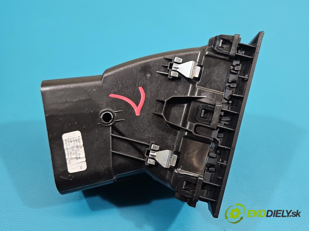 Peugeot 308 II 2013-2021 1.2 12V 110 HP manual 81 kW 1199 cm3 5- Mřížka: kúrenia stredová 1304145 (Mriežka kúrenia (fukár))