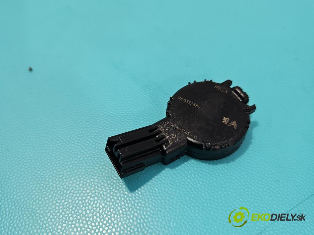 Peugeot 308 II 2013-2021 1.2 12V 110 HP manual 81 kW 1199 cm3 5- snímač déšť: 9815552880 (Snímač dažďa)