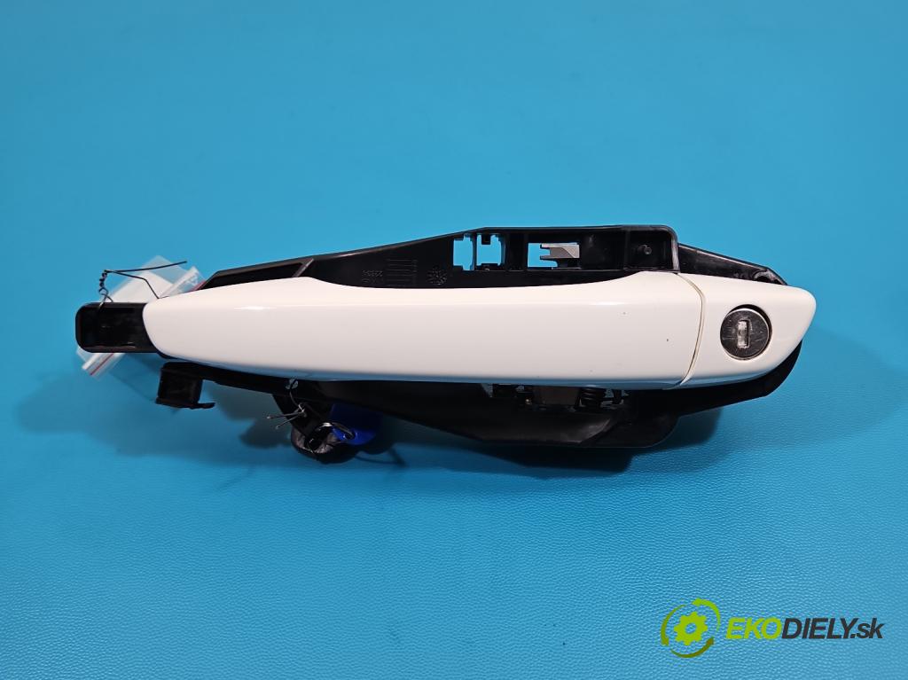 Peugeot 308 II 2013-2021 1.2 12V 110 HP manual 81 kW 1199 cm3 5- rukoväť predné ľavé mimo: 9802977380 (Kľučka dverí vonkajšia predná ľavá)