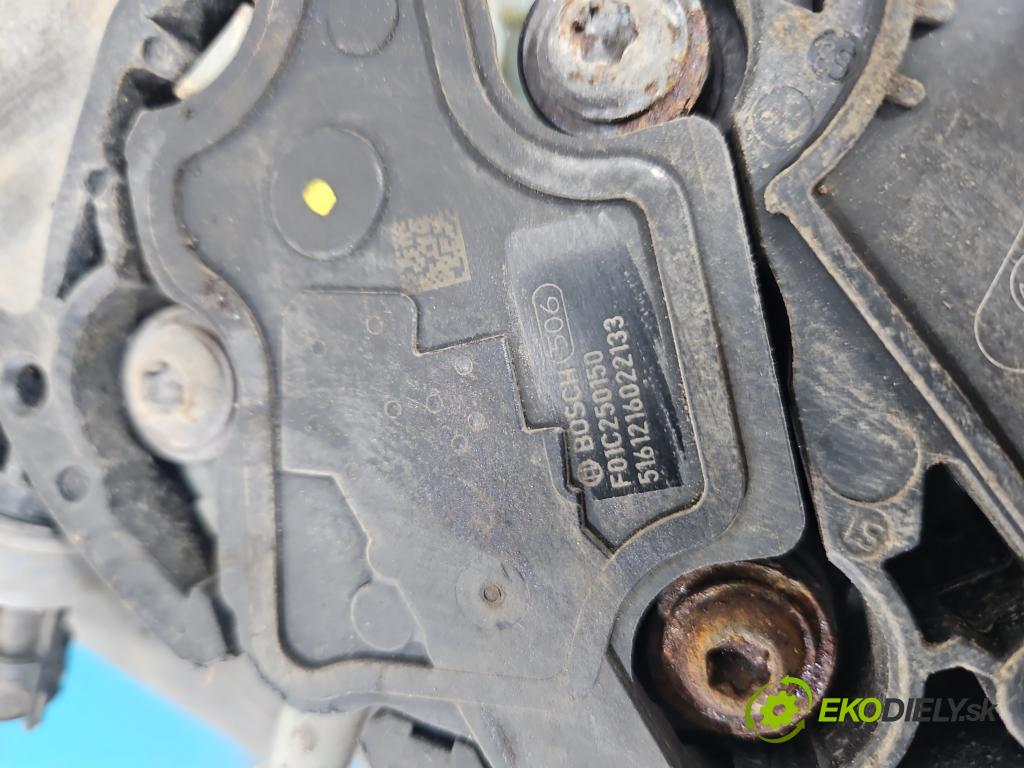 Land rover Discovery Sport 2014-2019 L550 2.0d 150 HP automatic 110 kW 1999 cm3 5- Nádrž: AdBlue: GK72-5J228-A