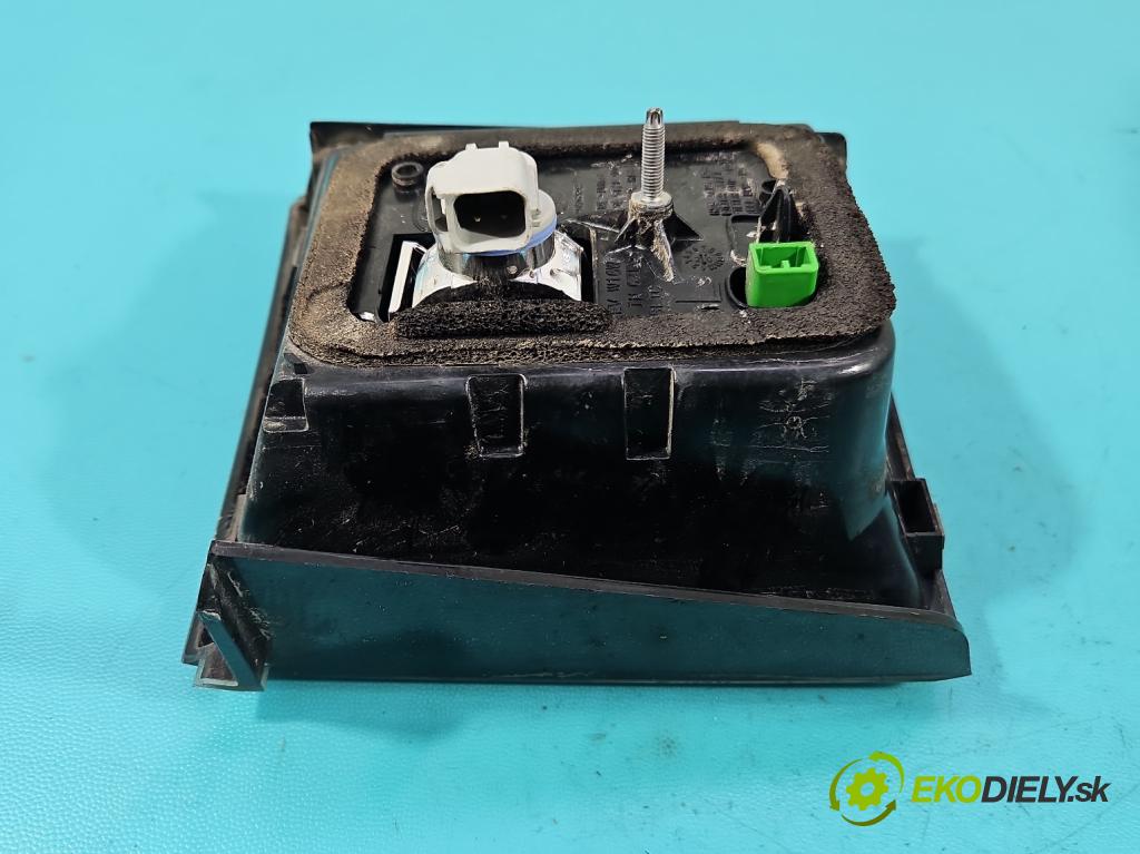 Land rover Discovery Sport 2014-2019 L550 2.0d 150 HP automatic 110 kW 1999 cm3 5- svetlo / reflektor zadné ľavé FK72-13193-BL (Kľučka dverí ostatné)