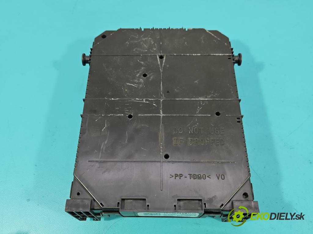 Peugeot 308 II 2013-2021 1.2 12V 110 HP manual 81 kW 1199 cm3 5- riadiaca jednotka motora 9829728480