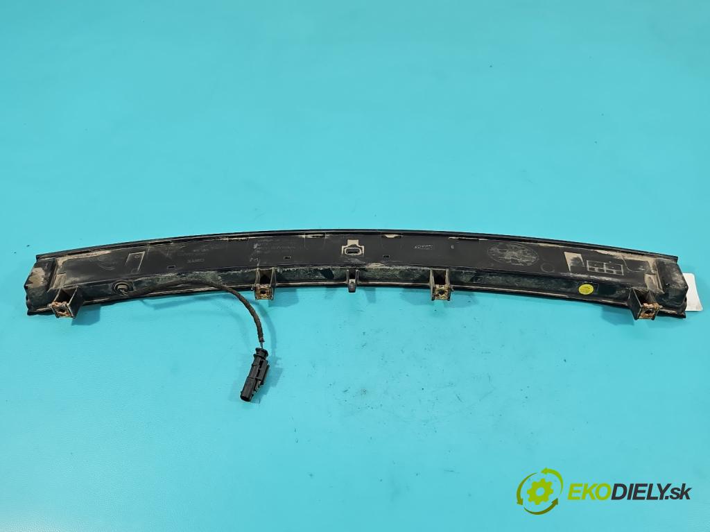 Land rover Discovery Sport 2014-2019 L550 2.0d 150 HP automatic 110 kW 1999 cm3 5- světlo: stop: FK7213A613