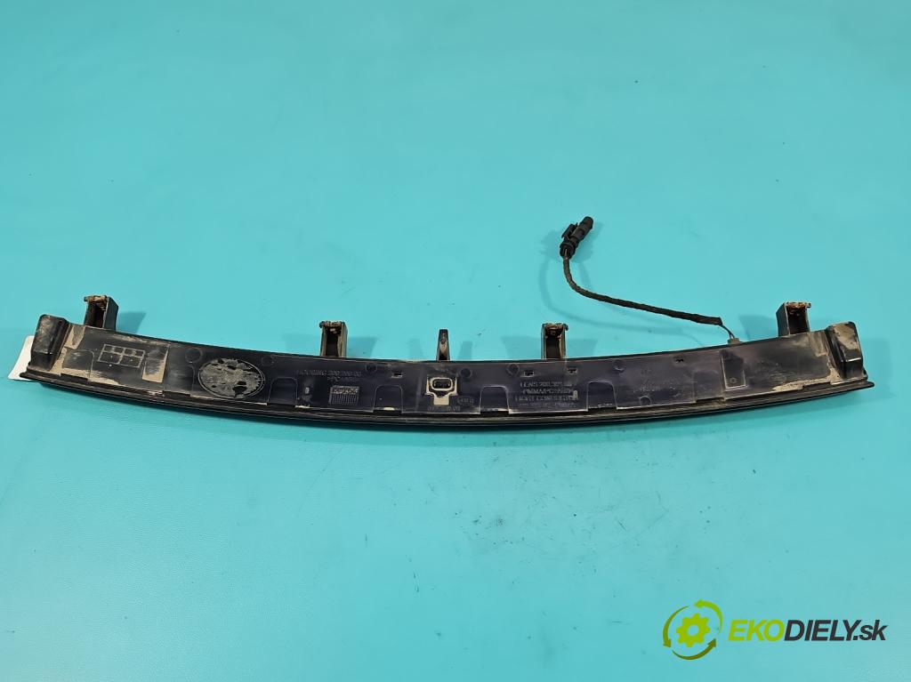 Land rover Discovery Sport 2014-2019 L550 2.0d 150 HP automatic 110 kW 1999 cm3 5- světlo: stop: FK7213A613