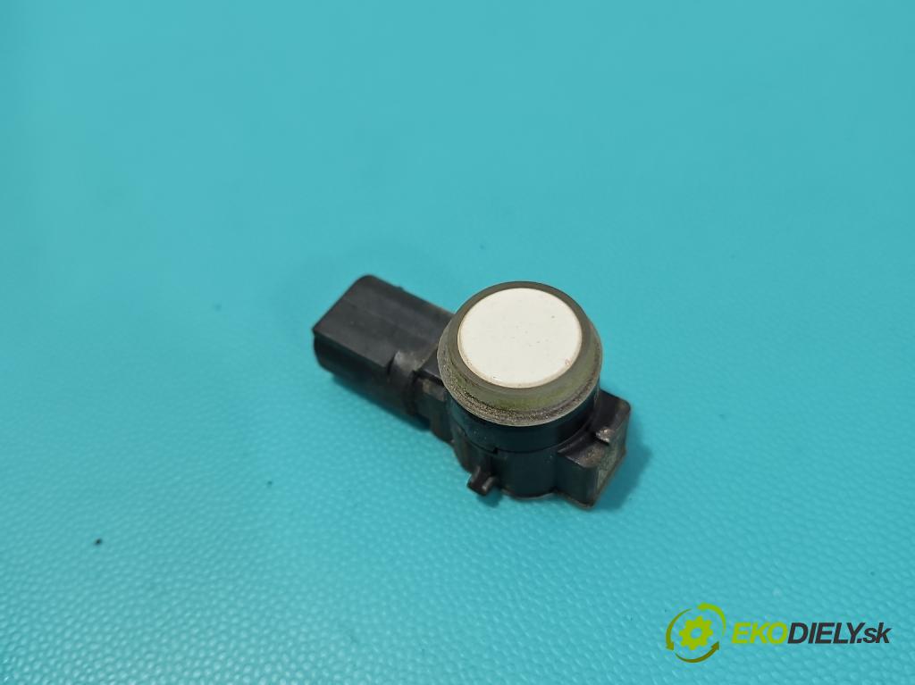 Peugeot 308 II 2013-2021 1.2 12V 110 hp manual 81 kW 1199 cm3 5- snímač parkování 0263013713