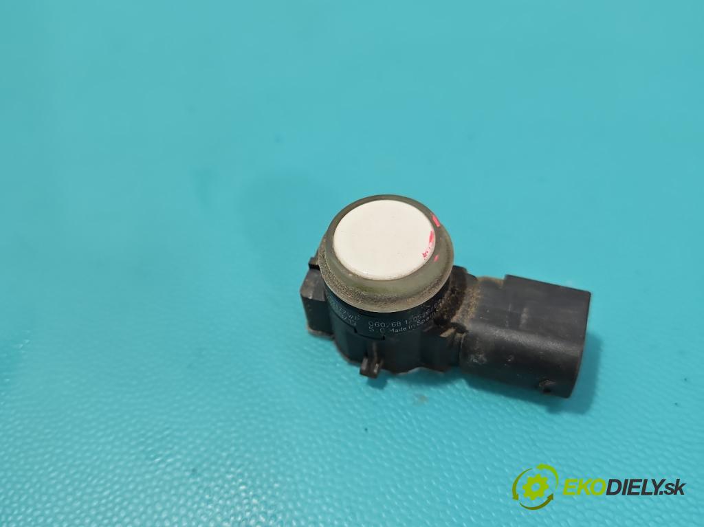 Peugeot 308 II 2013-2021 1.2 12V 110 hp manual 81 kW 1199 cm3 5- snímač parkování 0263013713