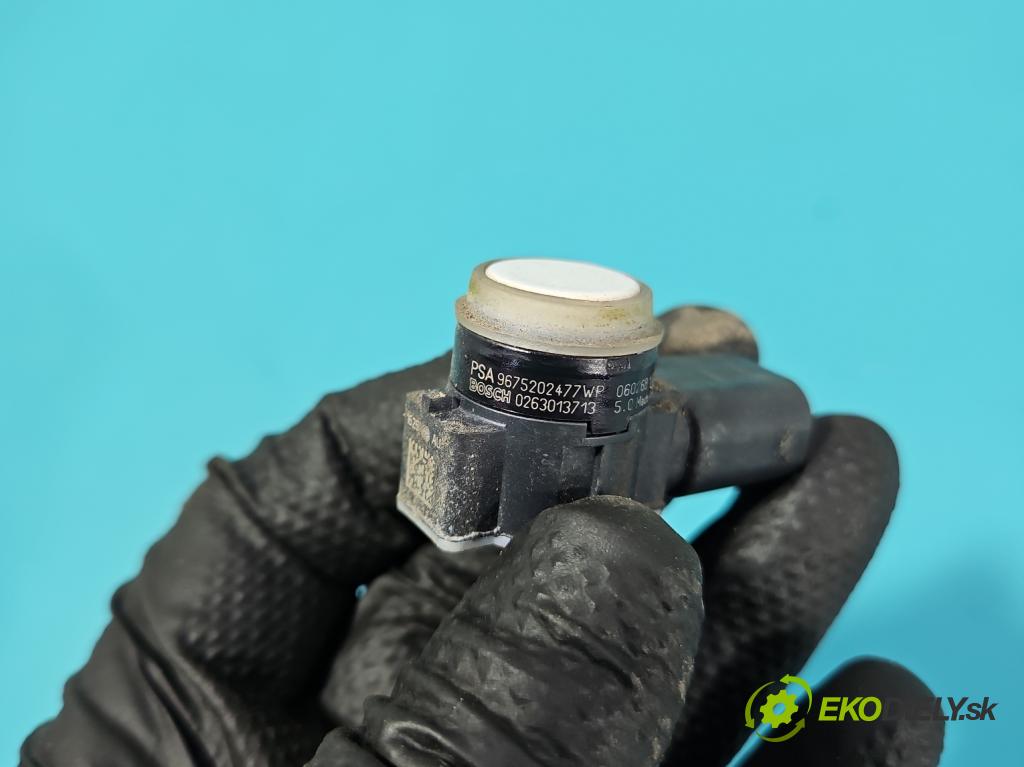 Peugeot 308 II 2013-2021 1.2 12V 110 hp manual 81 kW 1199 cm3 5- snímač parkování 0263013713