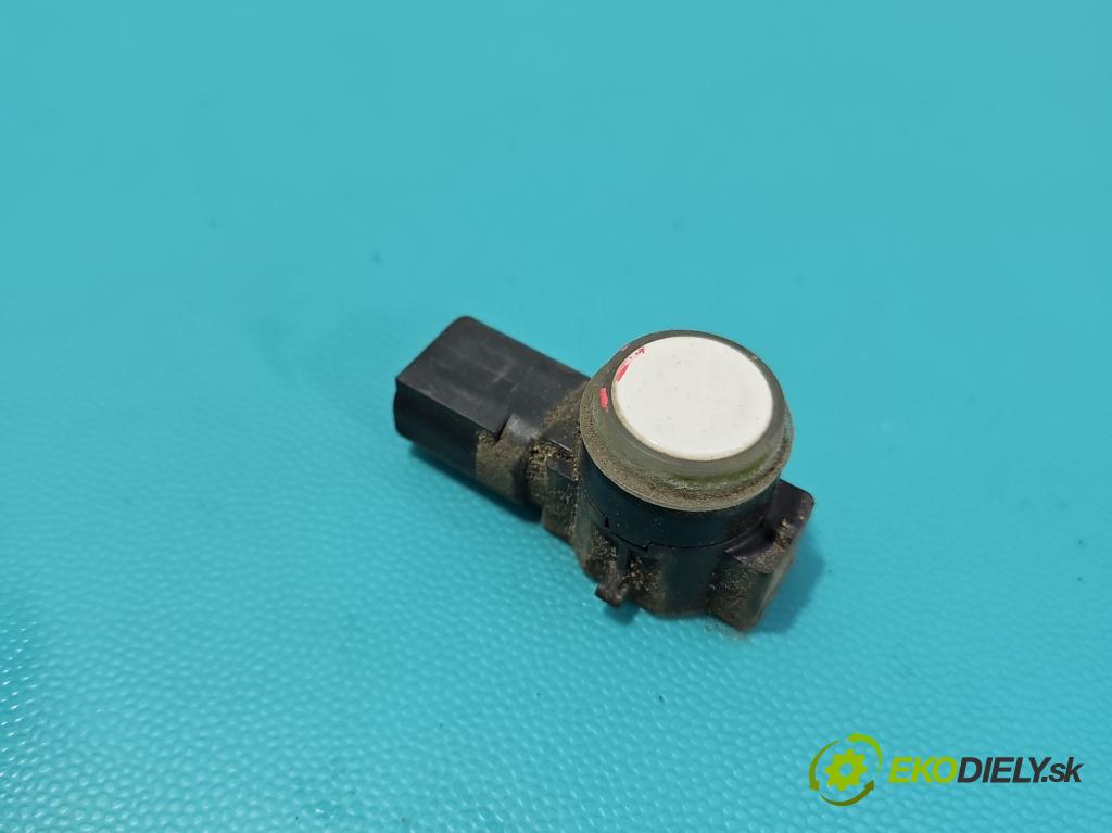 Peugeot 308 II 2013-2021 1.2 12V 110 hp manual 81 kW 1199 cm3 5- snímač parkování 0263013713