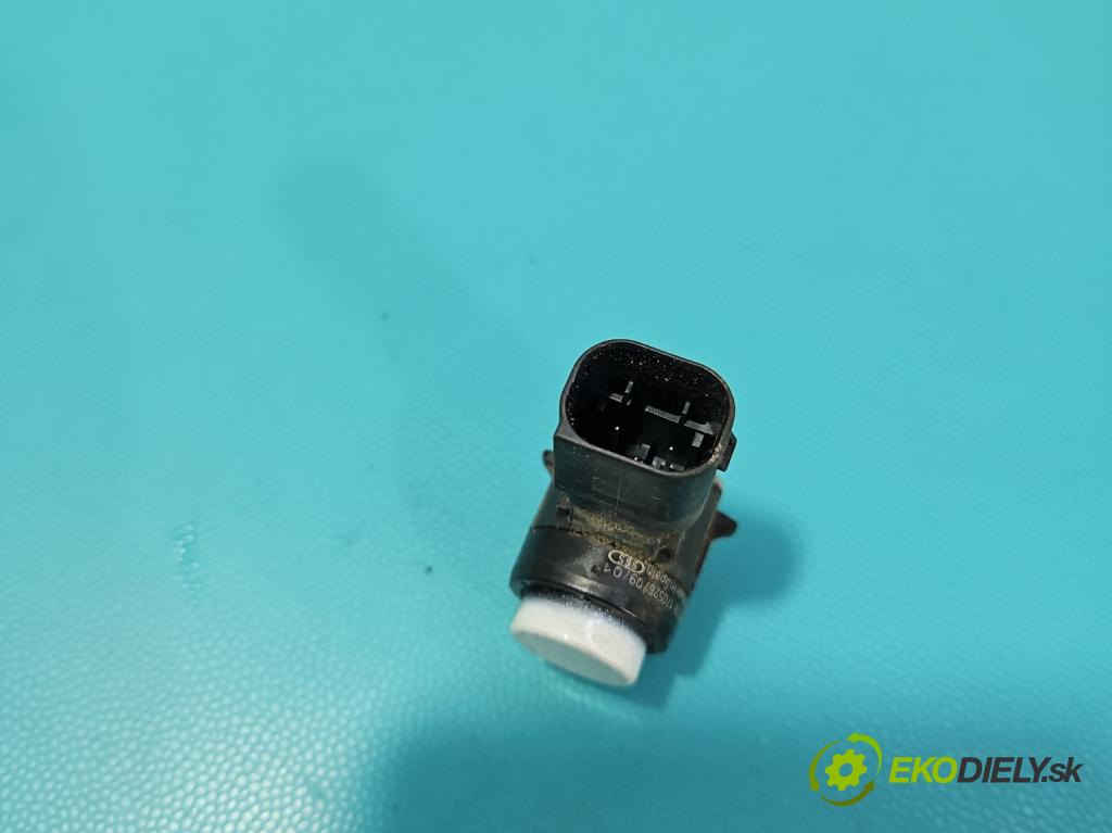 Peugeot 308 II 2013-2021 1.2 12V 110 hp manual 81 kW 1199 cm3 5- snímač parkování 0263013713