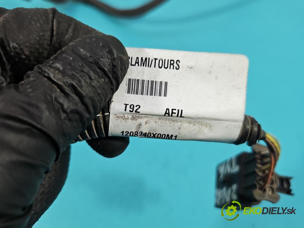 Peugeot 308 II 2013-2021 1.2 12V 110 HP manual 81 kW 1199 cm3 5- Zväzok: nárazník zadné 1208040X00M1