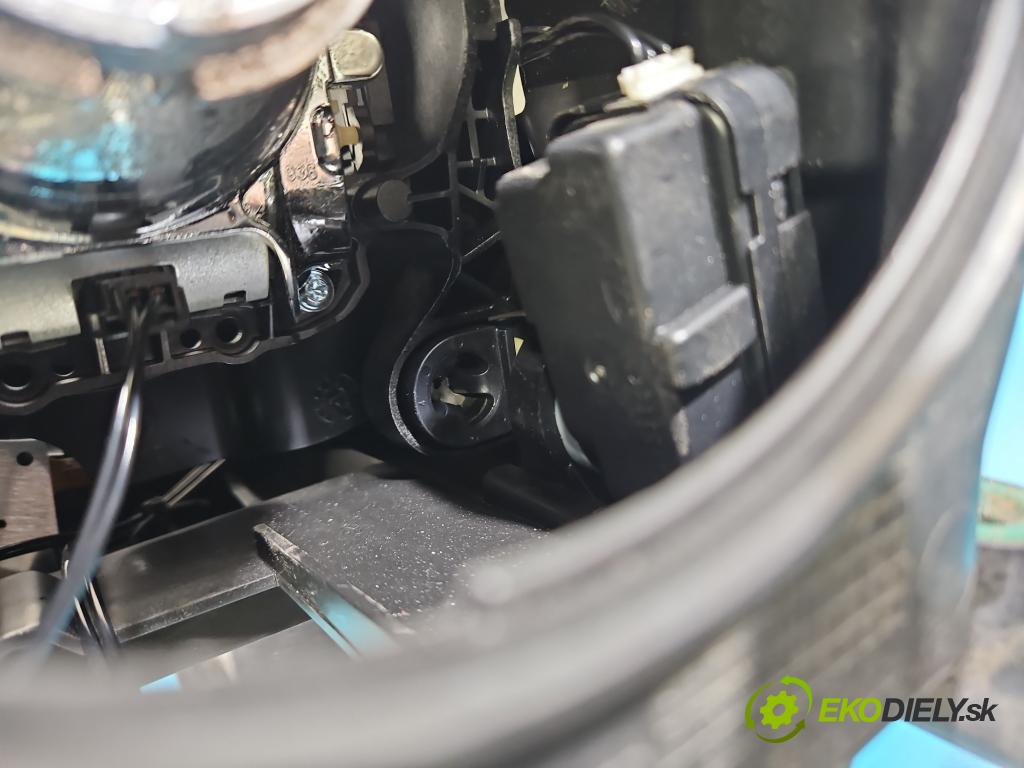Land rover Discovery Sport 2014-2019 L550 2.0d 150 HP automatic 110 kW 1999 cm3 5- Reflektor: ľavý FK72-13W030-EG (Kľučka dverí ostatné)