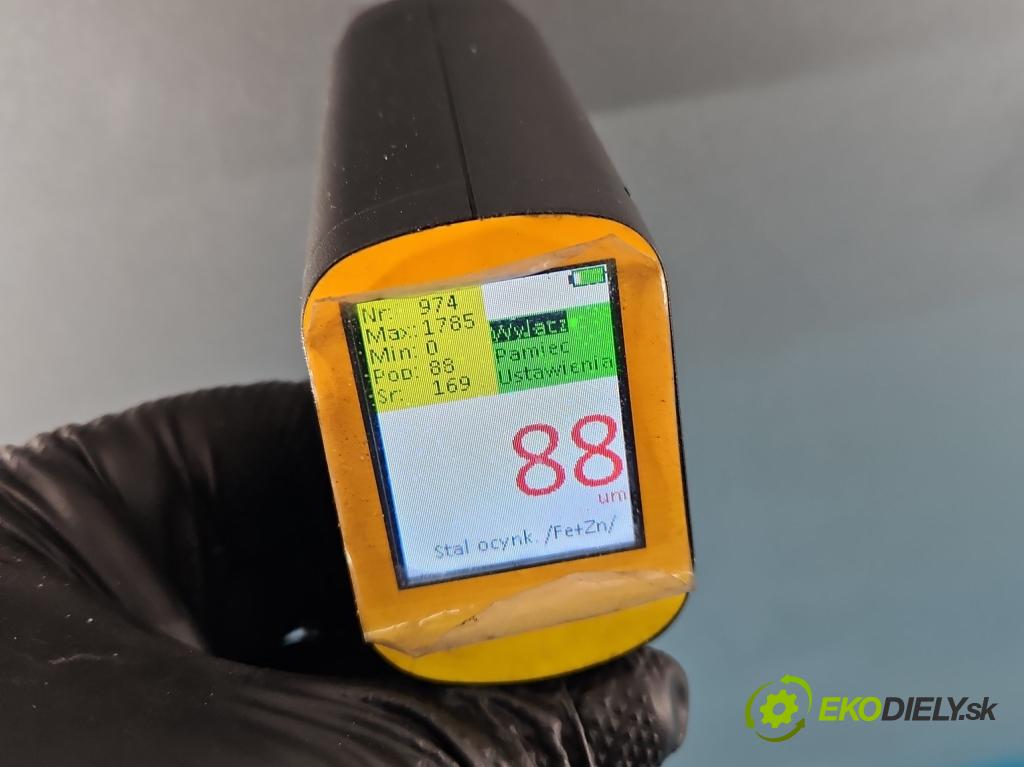 Peugeot 208 I 2012-2019 1.2 12V 82 hp manual 60 kW 1199 cm3 5- dveře přední pravé  (Klika dveří ostatní)