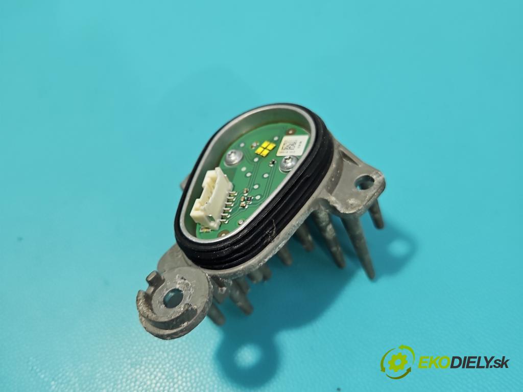 Peugeot 308 II 2013-2021 1.2 12V 110 HP manual 81 kW 1199 cm3 5- modul lampy: CN73000079C0