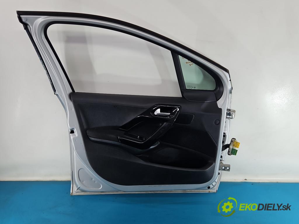 Peugeot 208 I 2012-2019 1.2 12V 82 HP manual 60 kW 1199 cm3 5- dvere predné ľavé  (Kľučka dverí ostatné)