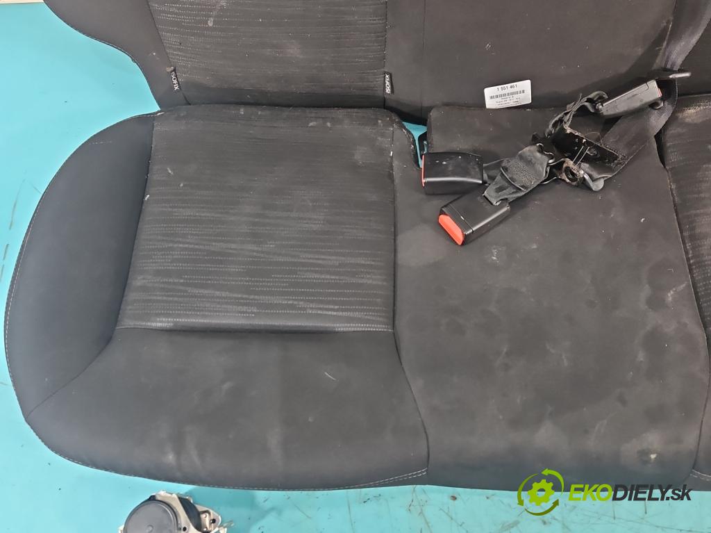 Peugeot 208 I 2012-2019 1.2 12V 82 HP manual 60 kW 1199 cm3 5- Pohovka: zadné  (Sedadlo)