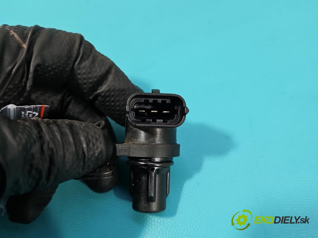 Jaguar XE X760 2015-2024 2.0d 179KM automatic 132 kW 1999 cm3 4- snímač pozícia: válka načasovanie G4D3-13K073-AA (Snímač polohy kľukového hriadeľa)