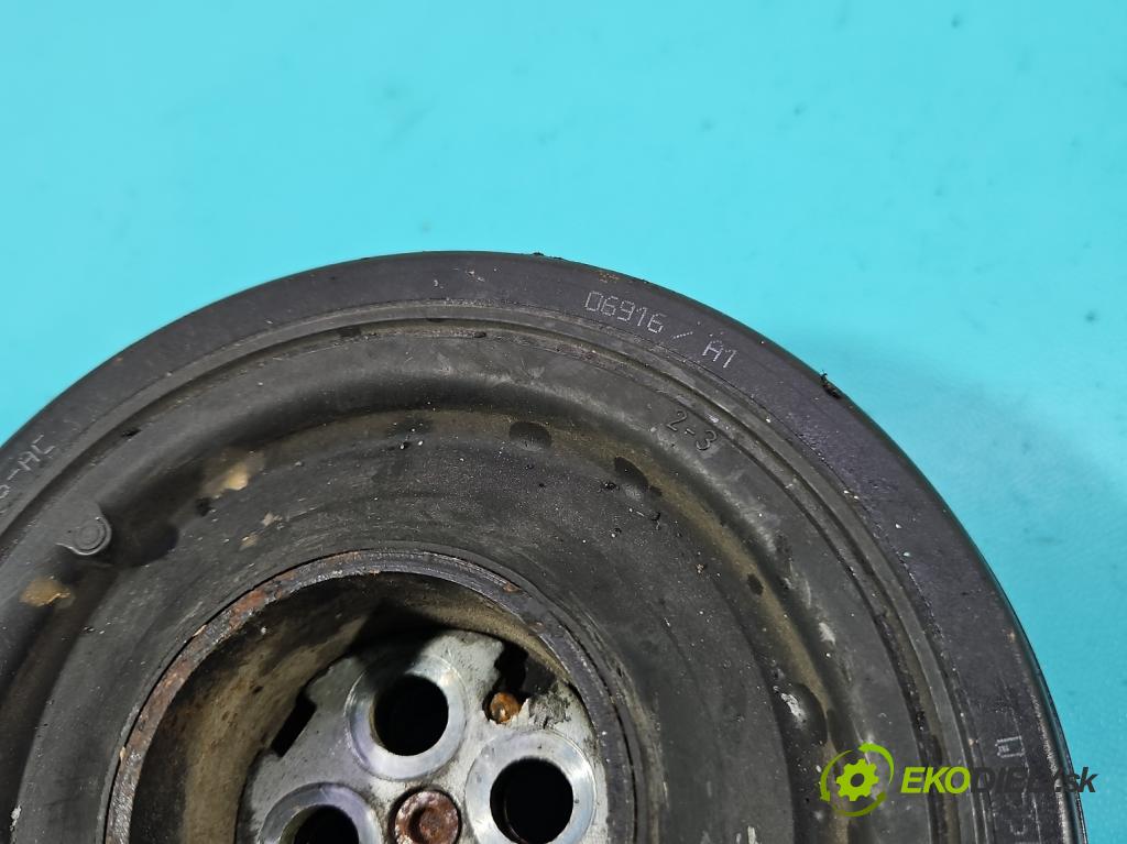 Jaguar XE X760 2015-2024 2.0d 179KM automatic 132 kW 1999 cm3 4- koleso pás: hriadele kľukovej G4D3-6316-AC