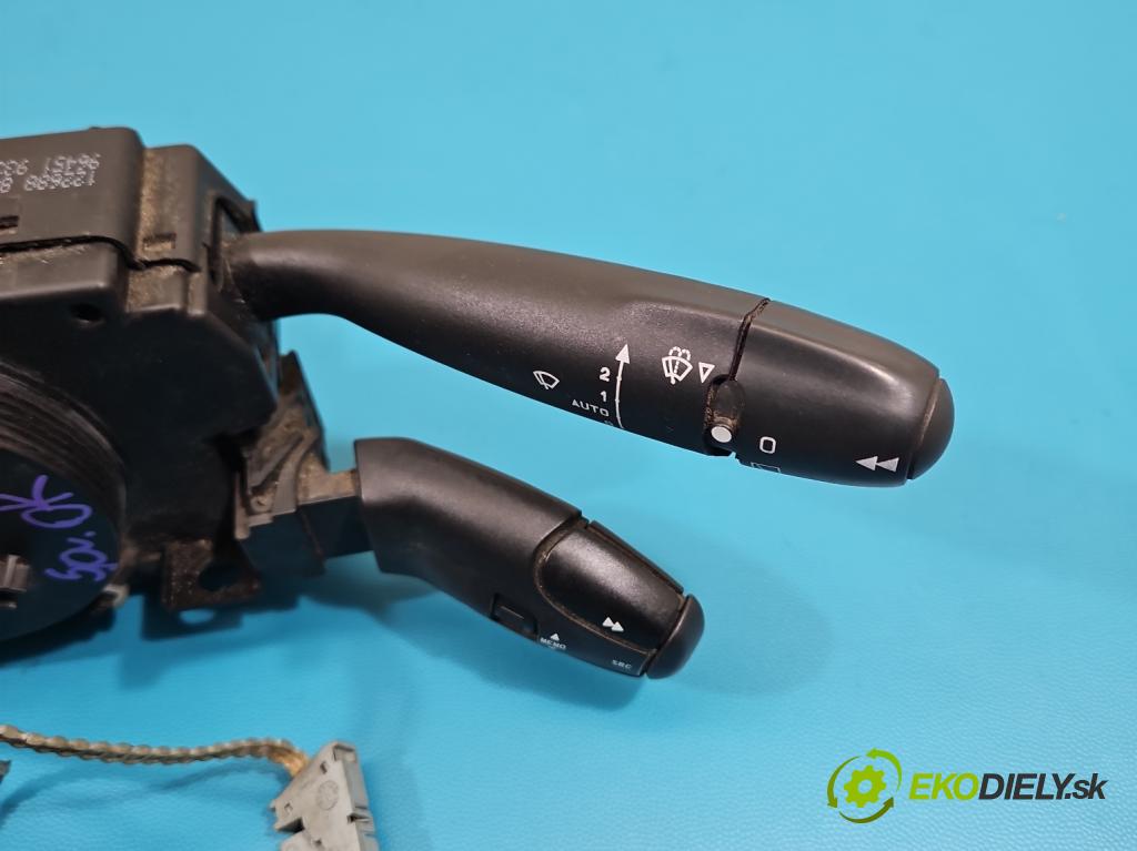 Citroen Xsara Picasso 2.0 hdi 90 HP manual 66 kW 1997 cm3 5- prepínač komplex: 96451933ZL (Prepínacie páčky pod volantom)