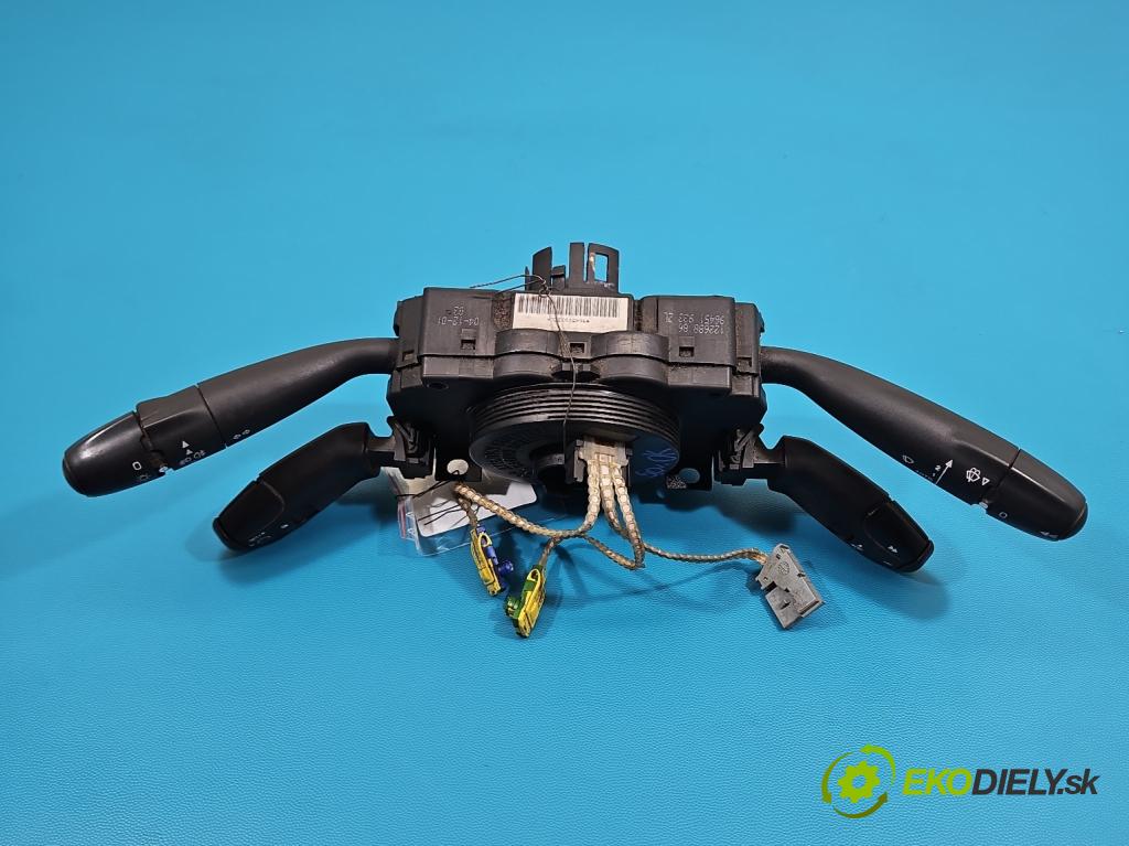 Citroen Xsara Picasso 2.0 hdi 90 HP manual 66 kW 1997 cm3 5- prepínač komplex: 96451933ZL (Prepínacie páčky pod volantom)