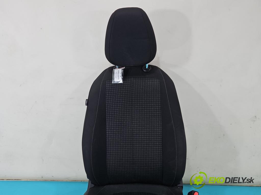 Peugeot 308 II 2013-2021 1.2 12V 110 HP manual 81 kW 1199 cm3 5- Sedačka pravý  (Sedadlo)