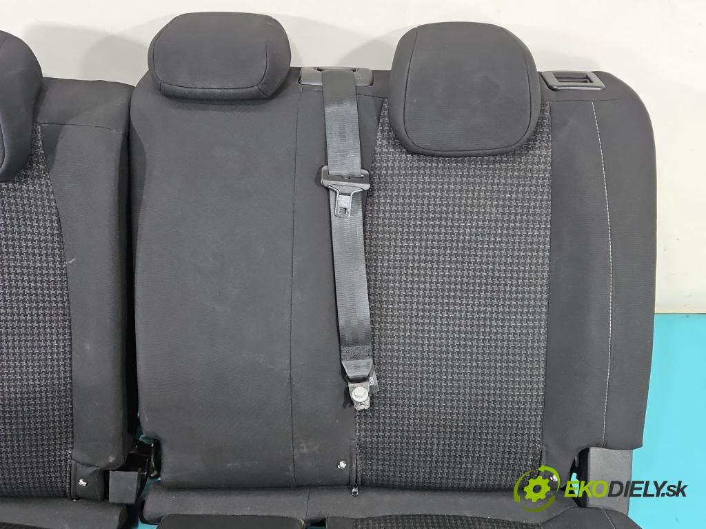 Peugeot 308 II 2013-2021 1.2 12V 110 HP manual 81 kW 1199 cm3 5- Pohovka: zadné (Sedadlo)