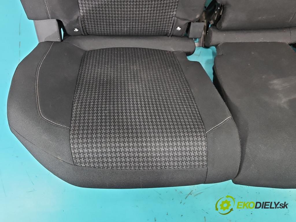 Peugeot 308 II 2013-2021 1.2 12V 110 HP manual 81 kW 1199 cm3 5- Pohovka: zadné (Sedadlo)