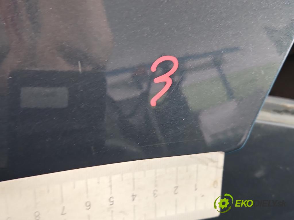 Audi A4 B8 2007-2015 2.0 tdi 136hp manual 100 kW 1968 cm3 4- zadní kufrové dveře  (Zadní kapota (kufr))